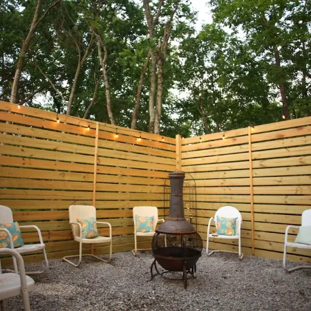New Cabin ~Hot Tub in Theater~1 Quiet Acre ~Hiking ~Fire Pit ~King Suites