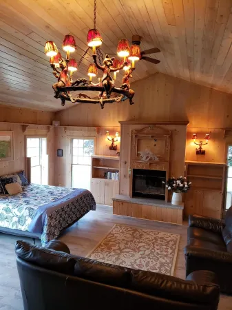 Private Estate - Romantic - Peaceful Escape