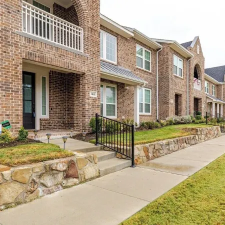 Stylish Living in Vibrant Frisco