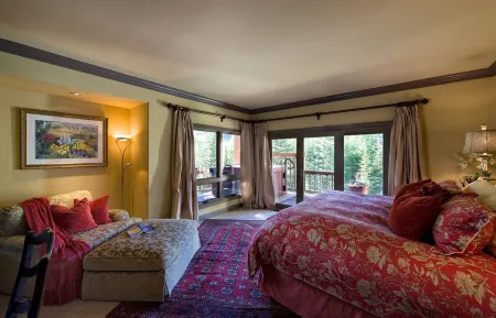 VAIL CASCADE/ON RIVER/LUX 5BD+2 BUNK ROOMS HOUSE MULTI FAMILIES WALK TO CHAIR 20 Отели рядом с достопримечательностью «Dr. Scott Raub, DO»