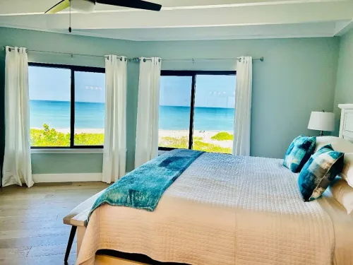 Beachfront Getaway Licensed Beachfront Townhome- PRIVATE POOL