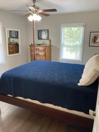 Great weekend getaway just a mile from downtown! Отели в г. Клемсон