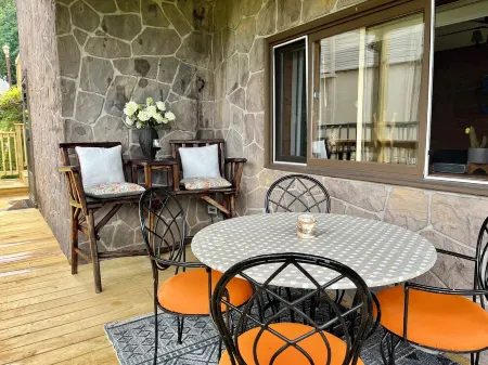 Wow Views! Right in the middle of everything! Otter Falls & Hawks Nest next door Отели в г. Севен Девилс