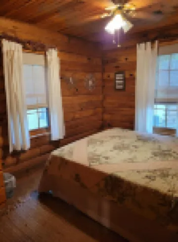 Cabin #9 The Spruce-Log cabin on Table Rock Lake Hotels in Shell Knob