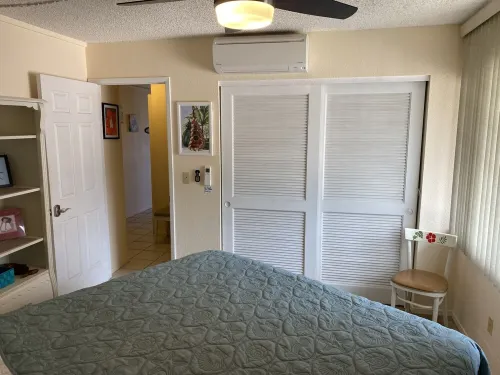 Seaside Kona Condo/Top Fl, Sunsets, Private Lanai,Best Kona Location, Sleeps 2 Hotels in Holualoa