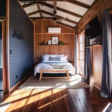 Ironbark Luxury Farm-Stay & Highland Cows.