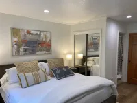 Elegant 2-bedroom McCloud Condo in Incline Village