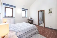 Apartment in villa with garden and view over Florence