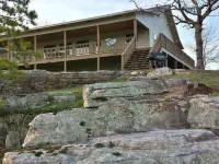 Calico Rock Cabin-406 Calico St 302 Chessmond Ferry Rd viewing the White River Hotels in Izard County