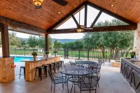Longhorn•Pool•Cabana Kitchen•Quiet SubDiv•Sleeps 27•FREE Frio Access +VIP Perks