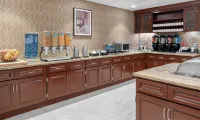 Homewood Suites by Hilton Lafayette-Airport - sarapan
