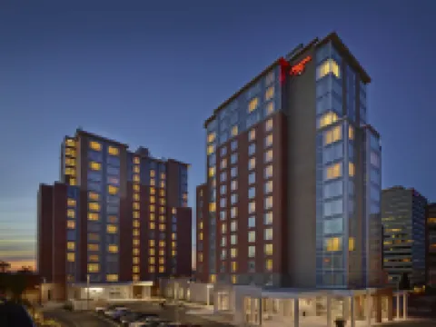 ハンプトン イン バイ ヒルトン ハリファックス ダウンタウン ハリファックスのホテル