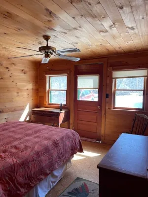 Lakeside Isbell Cottage and Isbellita Guest Cottage Hotels in der Nähe von Mount Pisgah