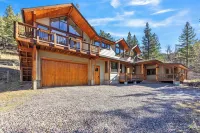 Serene 4-bedroom mountain home with WiFi in Boulder Gateway Park Fun Center附近的飯店