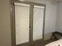 Essentials, Medical District, Pool, Golf, Gym, Wifi, TVs, WasherDryer, Clean