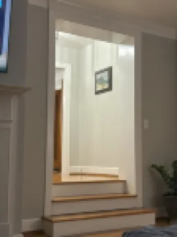 Mid-Century Modern - 3600sqft - 1 Mile to CBDHistoric Surroundings, Walk to CBD