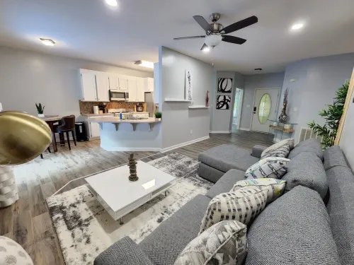 Serene villa with private Aqua Salt Sojourn!!!