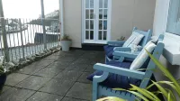 Lanescot, 1,Harbour View Apartments, North Road, West Looe