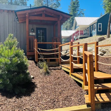 The Mill House at Elk Ridge Village Cabin 301A with Views of Flathead Lake