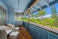 Huge Home w/ Private Pool, Jacuzzi, & Water Slide! Sleeps 18!