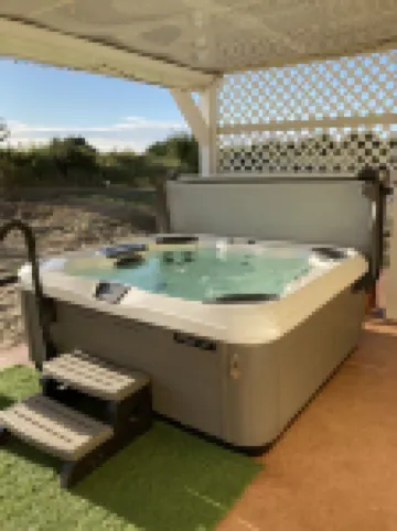 Family Fun Near Ocean Shores—Hot Tub, Elevator & Easy Dune Walk to Beach