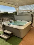 Family Fun Near Ocean Shores—Hot Tub, Elevator & Easy Dune Walk to Beach