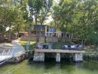 Unique home and 3 level bunkhouse.  Lake of the Ozarks. Accommodate 24 guests!