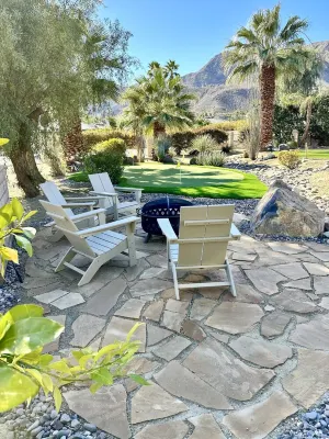 Mirage Cove. Beautiful home. Putting green, private pool/spa, mountain views. Hotels near Rancho Mirage Library & Observatory