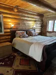 Lovely Log cabin in heart of Big Sky