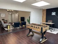 Updated Mid Century Villa! Close to Busch Gardens