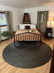 Charming & Cozy River Front Cabin- Close to ski mountains. Ski,Fish,Swim & Hike! Hotels near West Dummerston Covered Bridge