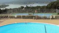 Beautiful 2BR/2BA Penthouse Condo Overlooking Table Rock Lake!