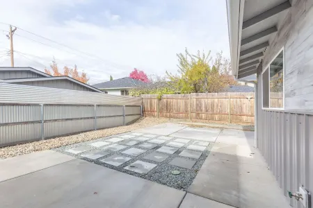 New Build-777 Hideaway