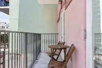 European Village Beach Retreat, minutes from the beach and local attractions!