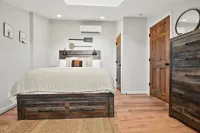Modern House Barn @ 66 acre- Horse Farm