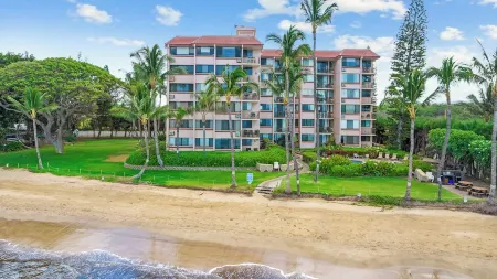 Best Oceanfront Value in Kihei - Kealia Resort! Отели рядом с достопримечательностью «КИХЕИ БЭЙ СЕРФ»