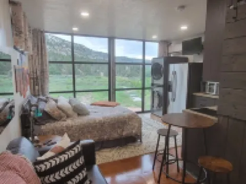 Envase Casa Casita Unit A Near Zion & Bryce Hotels in Kane County
