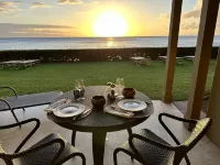 Mahana Beachfront Walkout