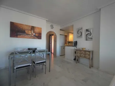 Appartement Dernier Étage Avec Ascenseur, Balcon 8m Carré