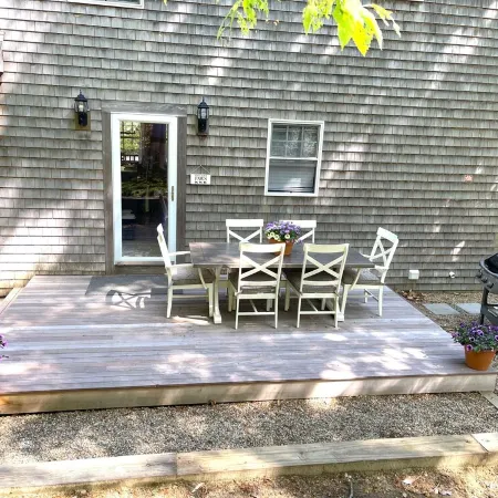 NEW! Renovated Family-Friendly Vineyard Haven Home, Close to town!