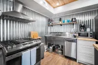 Renovated Beach Cottage + Offstreet Parking + 1 Block to Beach!