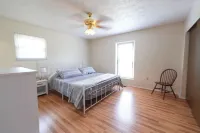 Spacious Home Near WEC, The Roberts Center and Wilmington College