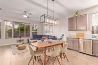 🏝5 Min to TOP Shop + dine, 🐶 OK, 900mbps internet Hotels in Gilbert