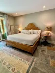 The Poet's House, Luxury and Solitude on 100 acres - Boutique
