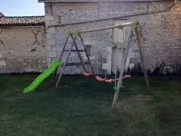 Beautiful house with swimming pool, 15mn from Futuroscope, sleeps 4