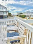East End Cottage with Pool Across the Street from the Beach