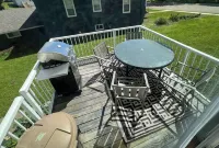 Fountain Blue-newly renovated modern home , lots of outdoor spaces to enjoy.