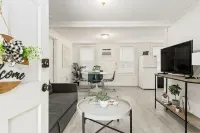 2-Bedroom Apartment Located Near Downtown Lakeland & Lake Hollingsworth