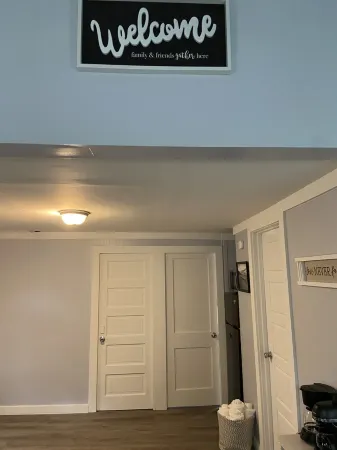 3 Little Cottages - #1 Sundance Cottage Отели в г. Дженива-он--Лейк