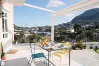 Sea Wind House, in a quiet area very close to the center and the sea